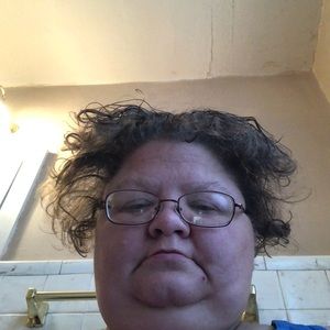 Meet your Posher, Lena